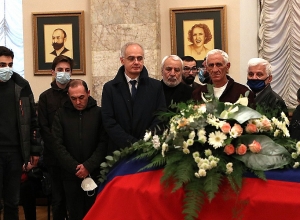 Прощание с Вано Сирадегяном