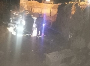 Ալավերդի-Այրում ավտոճանապարհին Mercedes-ը դուրս է եկել ավտոճանապարհի երթևեկելի հատվածից,հայտնվել հարակից ձորակում