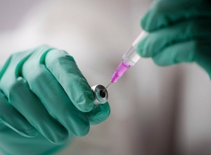 В Армении уже 1 216 человек получили бустерную дозу: МЗ