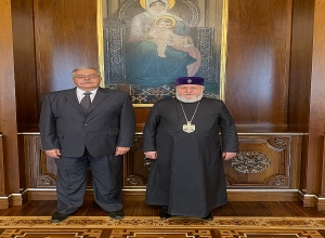 Ամենայն Հայոց Կաթողիկոսն  ընդունեց ՀՅԴ Բյուրոյի ներկայացուցիչ Հակոբ Տեր-Խաչատուրյանին