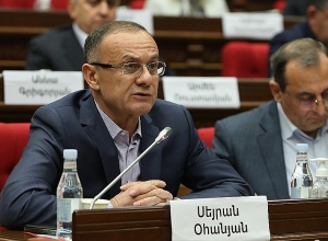 Не забудем, ждём ответа властей: Сейран Оганян о вчерашней драке