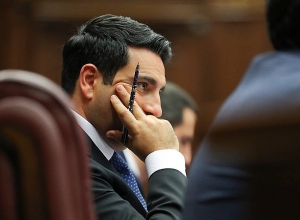 Ավարտվել է Ալեն Սիմոնյանի և գերիների ու անհետ կորածների հարազատների հանդիպումը