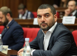 27-го октября они управляли государством, и это оказалось возможным: Рачья Акопян