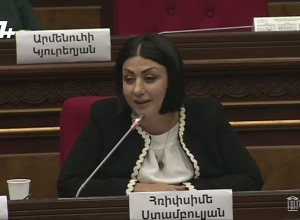 Замолчите, господин Пашинян, так разговаривайте со своими депутатами, Вы ответите: Стамбулян