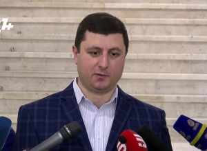 Заверения властей не имеют ничего общего с реальностью: депутат