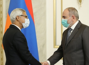 Премьер-министр принял генерального секретаря Международной федерации Красного Креста