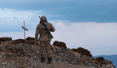 Ադրբեջանի ԶՈՒ ստորաբաժանումները հարձակում են գործել հայ-ադրբեջանական սահմանի արևելյան ուղղությամբ․ ՊՆ