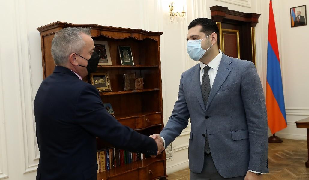 1 - 2021-12-13T142108.895