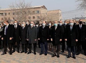 Վարչապետը ներկա է գտնվել Վաղարշապատի Մ. Գորկու անվան թիվ 5 ավագ դպրոցի վերաբացման արարողությանը