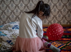 Կնքահայրը սեքսուալ բնույթի գործողություններ է կատարել 9-ամյա աղջկա նկատմամբ