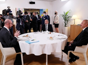 Состоялась трёхсторонняя встреча: О чём договорились стороны?