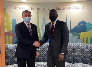 Секретарь СБ встретился с исполняющим обязанности заместителя госсекретаря США Дериком Хоганом