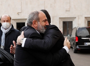 В Тбилиси состоялась приватная беседа премьер-министров Армении и Грузии