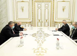 Никол Пашинян принял вице-премьера РФ Алексея Оверчука