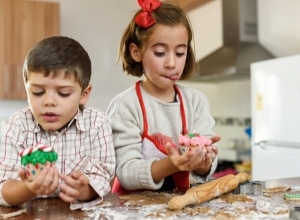 Հետևե՛ք երեխայի սննդակարգին տոնական օրերին