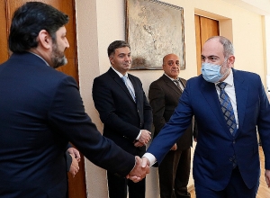 Никол Пашинян посетил Конституционный суд