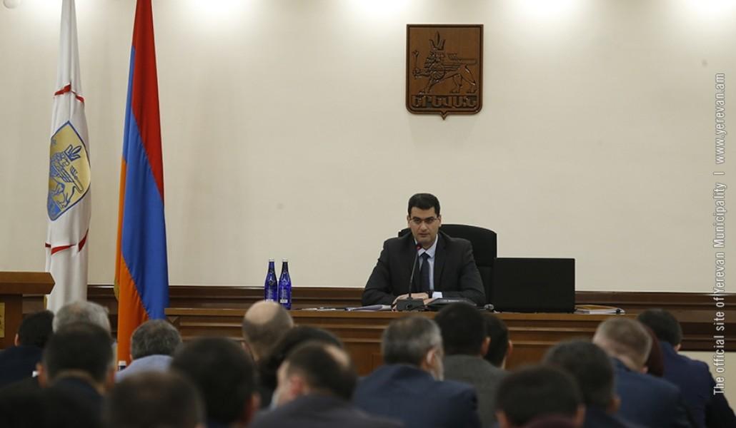 a11738ab380481ffa26bba46a9632f509a21e707