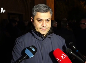 Կորցրեցինք․․․ Վանեցյանը գեներալ Գրիգորի Հայրապետովի հոգեհանգիստին