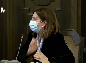 Приказ по части посещения общественных мест непривитыми гражданами будет опубликован в понедельник: он вступит в силу спустя 15 дней