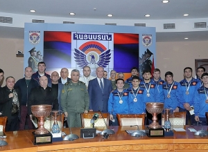 ՀՀ ՊՆ վարչական համալիրում հյուրընկալվել են մարզիկ-զինծառայողները