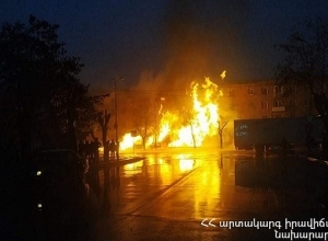 Հրդեհի վայրում հայտնաբերվել է մոխրացած դի. տասնյակ մարդիկ տարհանվել են