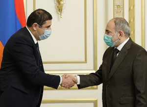 Վարչապետն ընդունել է Գյումրիի նորընտիր քաղաքապետին