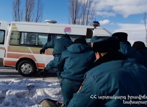 ՃՏՊ Երևան-Սևան ավտոճանապարհին․ ուղևորներից մեկը հոսպիտալացման ճանապարհին մահացել է