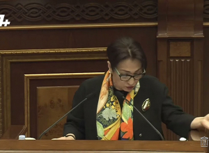 Գալստյանը բացահայտումներ է անում Մանուկյանի կենսագրությունից․ըստ իրեն դրանք քրեական էլեմենտներ ունեն