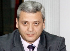 Դիմակավոր անձինք բերման են ենթարկել Սայաթ Շիրինյանին