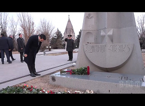 Ալեն Սիմոնյանը և ՔՊ խմբակցության պատգամավորներն այցելել են «Եռաբլուր»