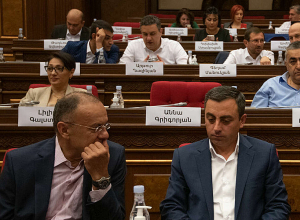 «Հայաստան» և «Պատիվ ունեմ» խմբակցությունները հայտարարություն են տարածել