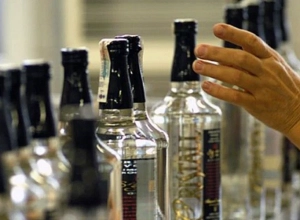 Պատերազմի օրերին Ստեփանակերտի մի խանութից խմիչքներ և ծխախոտ էին գողացել