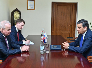 Арман Татоян встретился с послом РФ в РА Сергеем Копыркиным