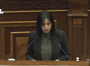 Ստրկացած և կատակասեր էկոնոմիկայի նախարարի պարագայում չի կարող դրական ակնկալիք լինել․ Մանուկյան