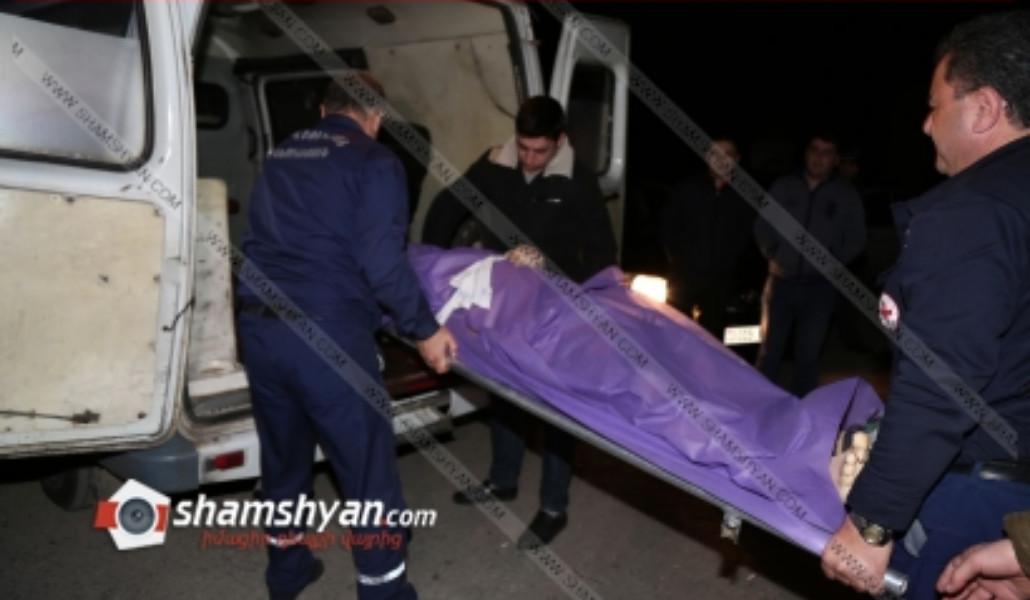 1e29645a984eb14fc6c7af25c6489fea