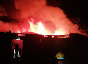 Գիշերը Բալահովիտում հրկիզել են տեղի հայտնի խանութներից մեկը․ shamshyan.com