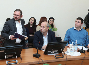 Оппозиция покинула зал: жаркое обсуждение в Национальном Собрании