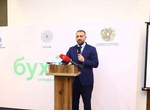 Վահան Քերոբյանը մասնակցել է «Բուխտա Յուգ» մանրամեծածախ առևտրի կենտրոնի շնորհանդեսին
