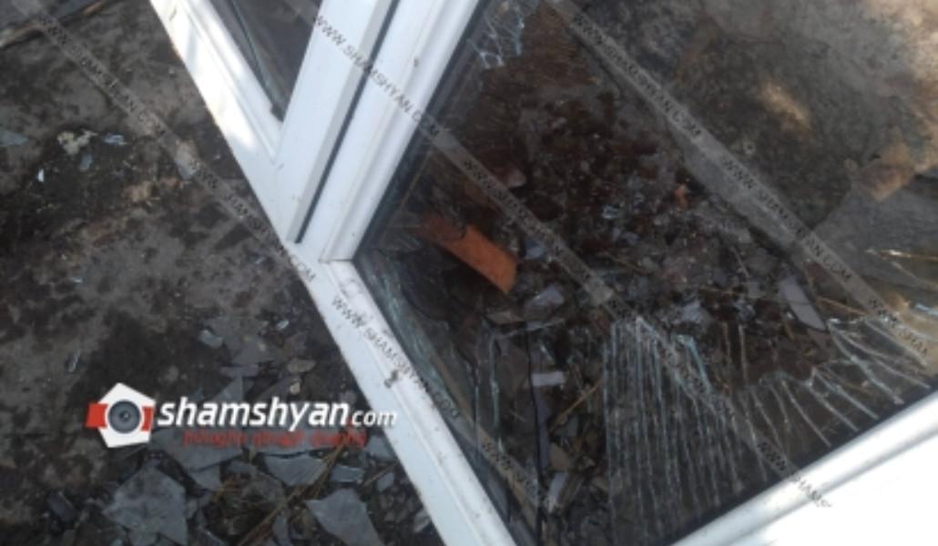 3fba5fade1a5b2a5aa8a3ef2a694d874