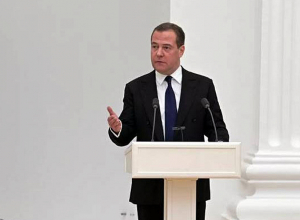 Медведев назвал признание ДНР и ЛНР единственным выходом для Москвы