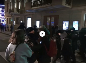 Более чем в 50 городах РФ задержаны свыше тысячи антивоенных демонстрантов