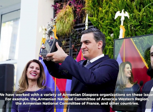 Видеоматериал, опубликованный Арманом Татояном