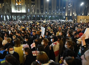 Բազմամարդ ցույց Թբիլիսիում՝ վարչապետի հրաժարականի պահանջով