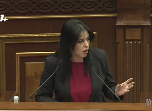 Պարոն Ջանջուղազյան, կամ Դուք թալանչի եք, կամ այս իշխանությունը ստում է․ Արեգնազ Մանուկյան