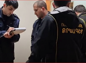 Մարտական վիճակի բերված նռնակով զինված տղամարդը վնասազերծվել է, բերման ենթարկվել ու ձերբակալվել