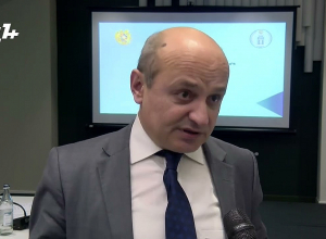 Судебная система по-прежнему принадлежит им: возможно, у них есть люди и в политической власти: С. Сафарян