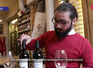 Репатриант Комитас производит вина под музыку Вардапета
