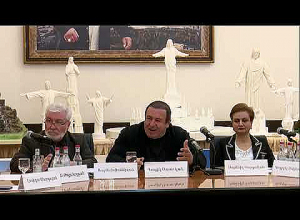 Ծառուկյանը մեկ ամիս ժամանակ տվեց