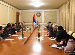 Президент Арутюнян созвал расширенное заседание Совета безопасности