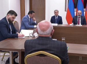 Վարչապետը հանդիպում է ունեցել արտախորհրդարանականների հետ